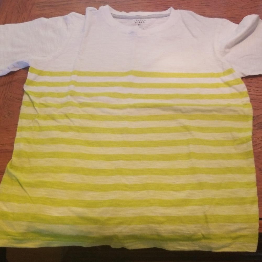 Boys T shirt NWOT never worn
